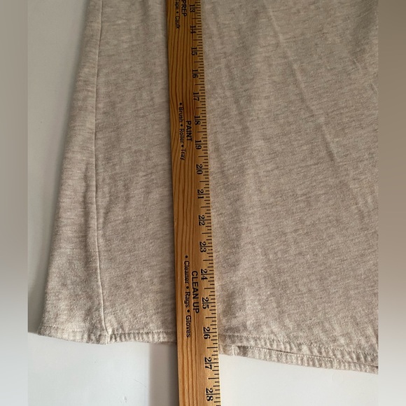 Liz Lange Maternity Drape Front Cardigan Waterfall Style size S/P Oatmeal color - Picture 6 of 11